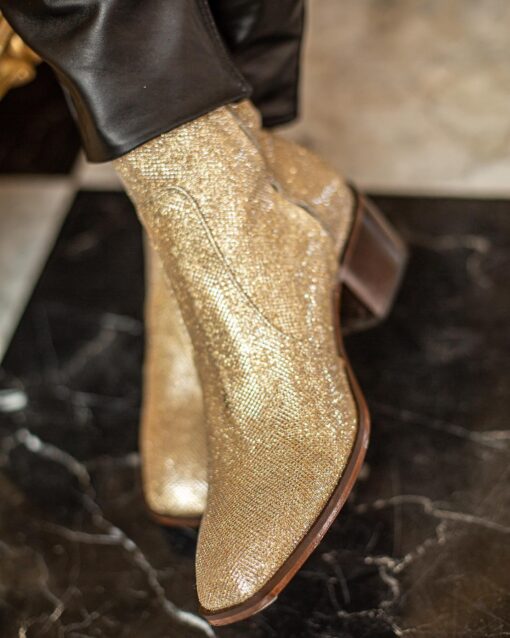 Bota brillos dorados