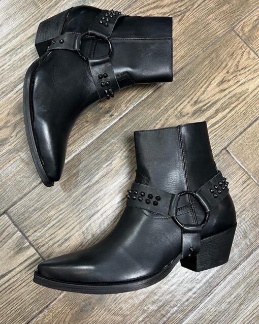 Bota piel negra con arnés desmontable