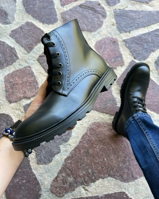 Bota piel negro con agujetas