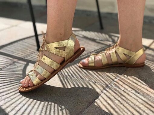 Sandalia oro