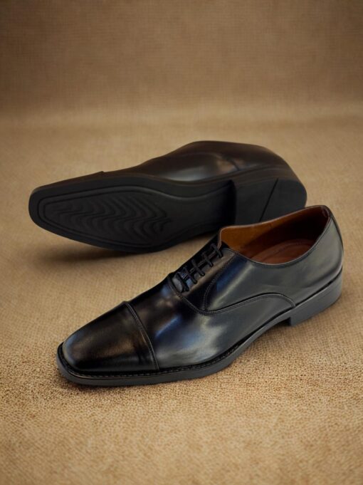 Zapato agujeta piel negro
